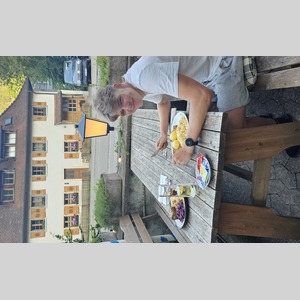 Special Omi treat: Spätzle and meat
