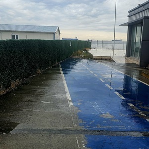 100m of cycle path. It was a nice idea.